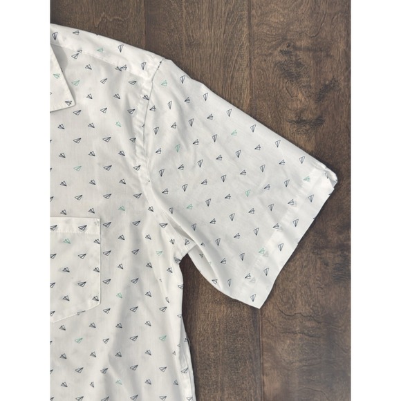Van Heusen Size 16-16.5/L Mens White Button Up Shirt Paper Airplane Short Sleeve - Picture 3 of 6